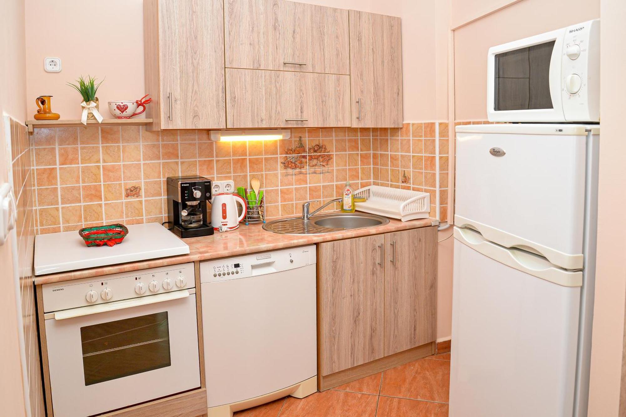 Bed and Breakfast Major Panzió és Étterem Hajdúszoboszló Esterno foto